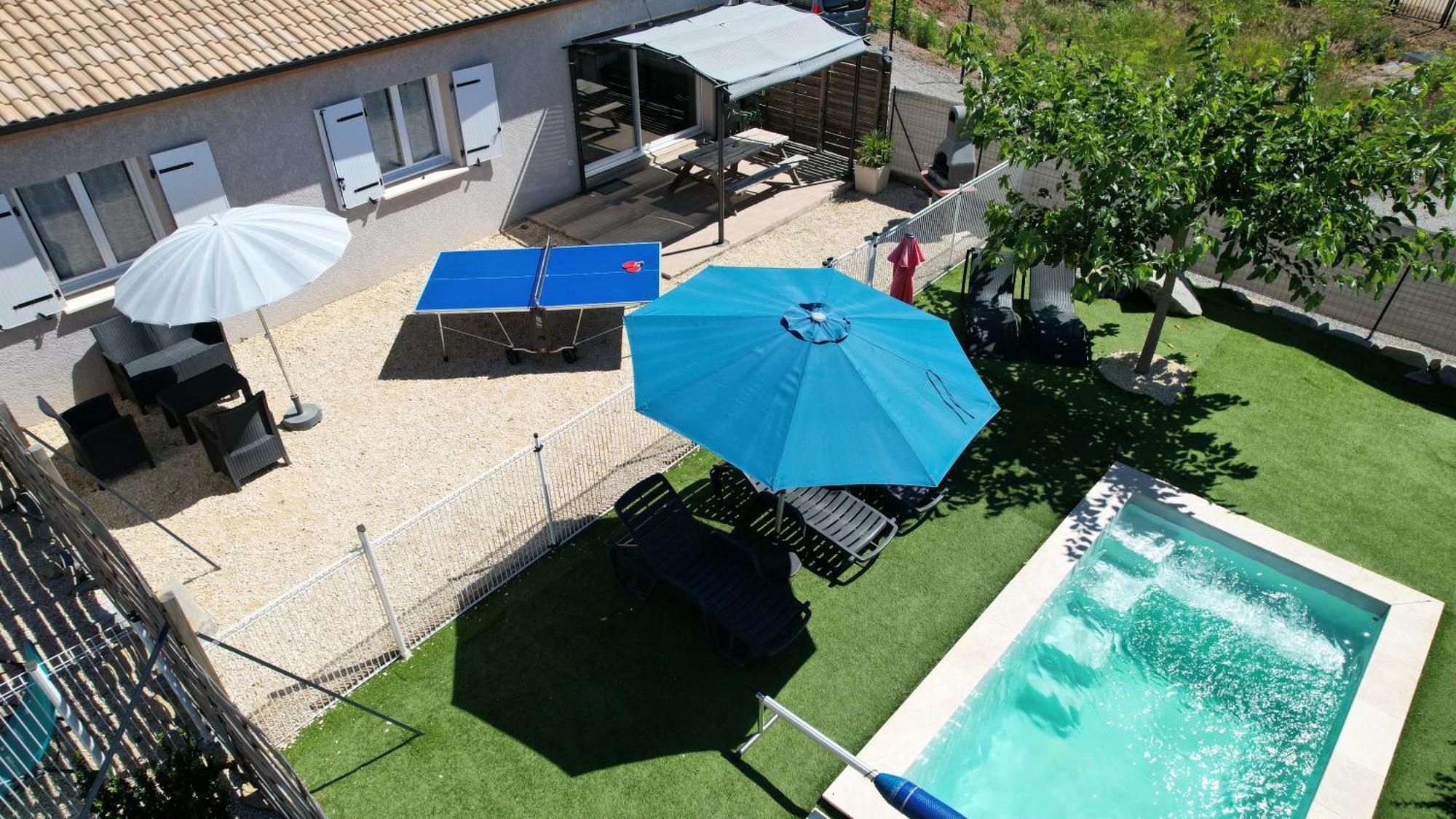 En Ardeche, Gite L'Odyssee Climatise Avec Sa Piscine Privee Et Chauffee Joyeuse Exterior photo